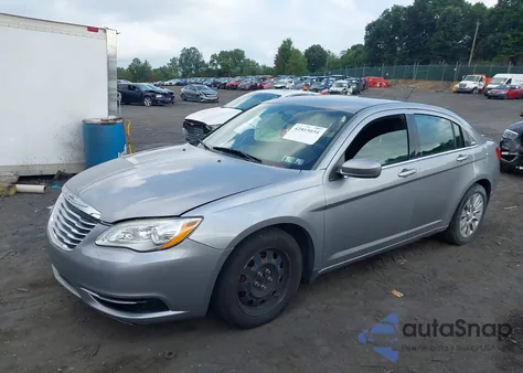 2014 Chrysler 200 Lx из США, поврежденный, VIN 1C3CCBAB6EN141153